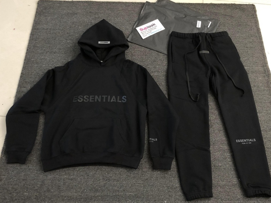 FEAR OF GOD ESSENTIALS 3D Silicon Applique pullover hoodie Black